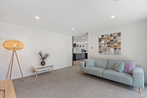 Photo of property in 33 Prestons Park Drive, Marshland, Christchurch, 8083