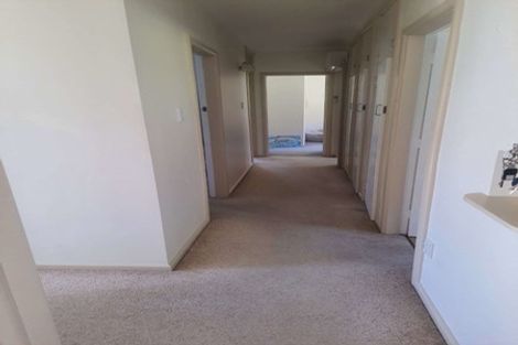 Photo of property in 353 Main Road, Tawa, Wellington, 5028