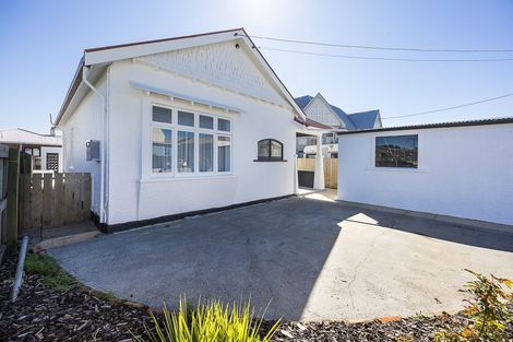 Photo of property in 106 Victoria Road, Saint Kilda, Dunedin, 9012