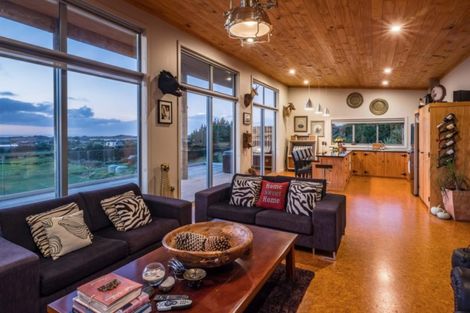 Photo of property in 194 Peka Peka Road, Peka Peka, Waikanae, 5391