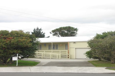 Photo of property in 5 Beecham Grove, Epuni, Lower Hutt, 5011