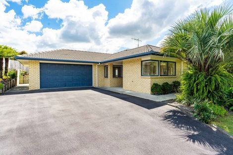 Photo of property in 11 Daviot Place, Te Kamo, Whangarei, 0112