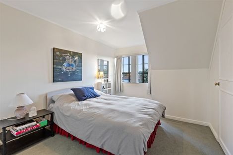 Photo of property in 42 Maygrove Drive, Orewa, 0931