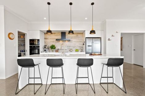 Photo of property in 25 Apotu Park Lane, Kauri, Kamo, 0185