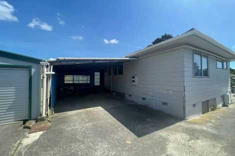 Photo of property in 1/29 Becker Drive, Weymouth, Auckland, 2103