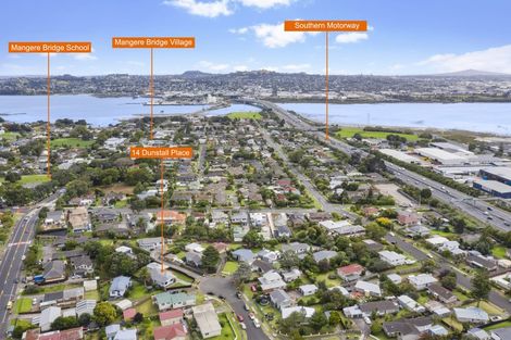 Photo of property in 14 Dunstall Place, Mangere Bridge, Auckland, 2022