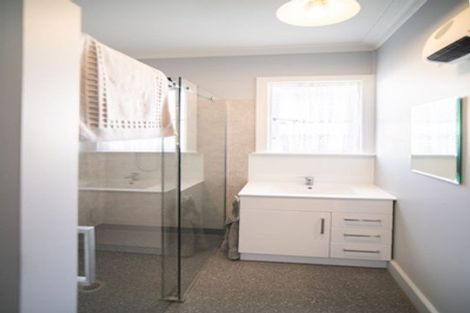 Photo of property in 3 Clyde Street, Oamaru North, Oamaru, 9400