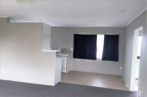 Photo of property in 1/56 Shifnal Drive, Randwick Park, Auckland, 2105