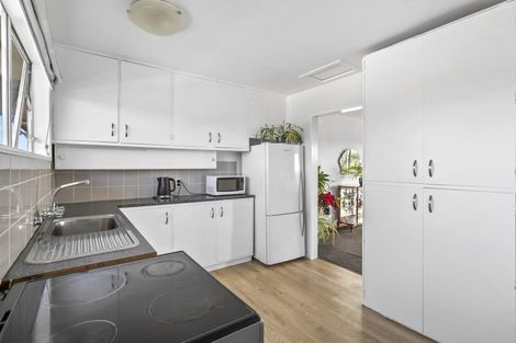 Photo of property in 2/8 Applewood Place, Casebrook, Christchurch, 8051