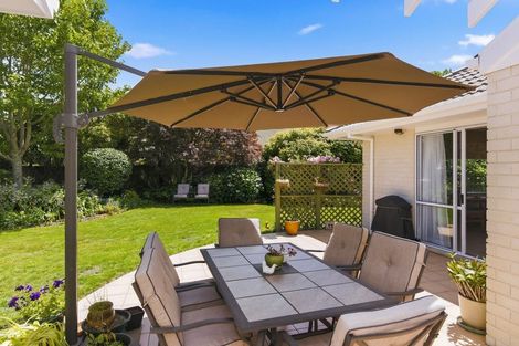 Photo of property in 9 Maple Lane, Waikanae, 5036