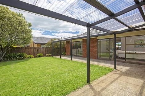 Photo of property in 8 Loloma Drive, Half Moon Bay, Auckland, 2012