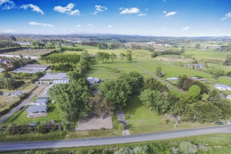 Photo of property in 7 Spedding Road, Whenuapai, Auckland, 0618