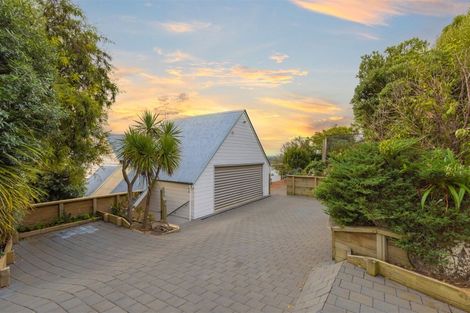 Photo of property in 2 Hobday Lane, Mount Pleasant, Christchurch, 8081