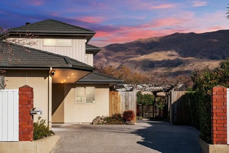 Photo of property in 4 Cherry Court, Wanaka, 9305