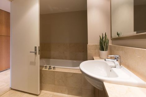 Photo of property in The Metropolis Apartments, 816/1 Courthouse Lane, Auckland Central, Auckland, 1010
