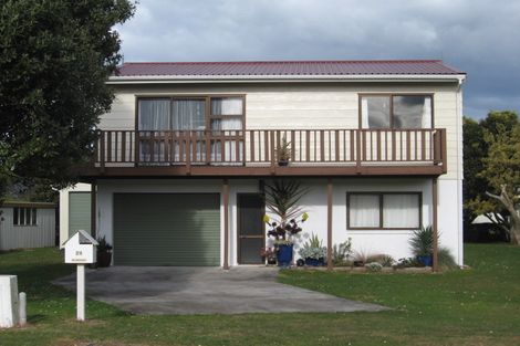 Photo of property in 24 Kauri Place, Tairua, 3508