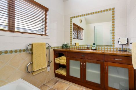 Photo of property in 26 Dunlop Drive, Pauanui, Hikuai, 3579