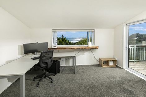 Photo of property in 77 Waitea Road, Muriwai, 0881