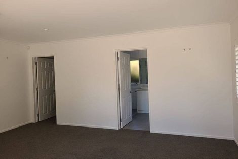 Photo of property in 30 The Esplanade, Huntington, Hamilton, 3210