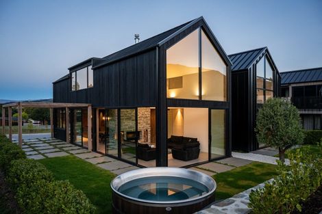 Photo of property in 13 Theodore Court, Wanaka, 9305