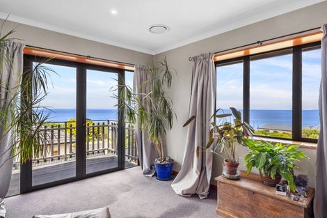 Photo of property in 41 Highgrove, Saint Clair, Dunedin, 9012