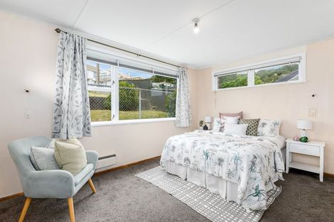 Photo of property in 8 Ngahue Crescent, Elsdon, Porirua, 5022