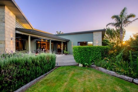 Photo of property in 10 Lambert Way, Paraparaumu, 5032