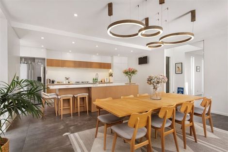 Photo of property in 64 Kotare Street, Fendalton, Christchurch, 8041