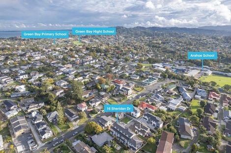 Photo of property in 16b Sheridan Drive, New Lynn, Auckland, 0600