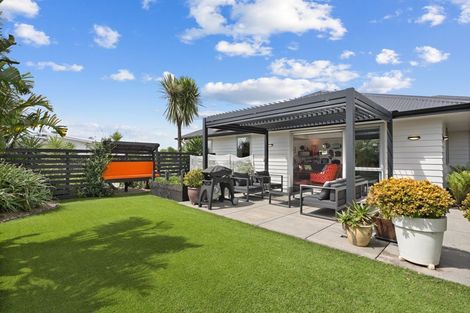 Photo of property in 14 Riverglen Road, Waipu, 0510