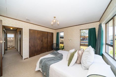 Photo of property in 36 Terry Crescent, Milson, Palmerston North, 4414