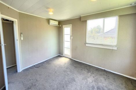 Photo of property in 2/39 Waimea Street, Westown, New Plymouth, 4310