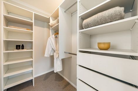 Photo of property in 70b Heretaunga Square, Silverstream, Upper Hutt, 5019