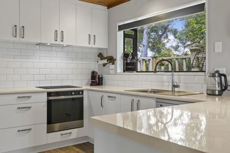 Photo of property in 192 Mangorei Road, Merrilands, New Plymouth, 4312