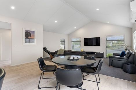 Photo of property in 47 Charles Crescent, Rainbow Point, Taupo, 3330