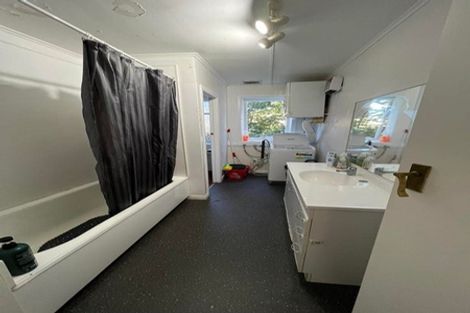 Photo of property in 43b Baroda Street, Khandallah, Wellington, 6035