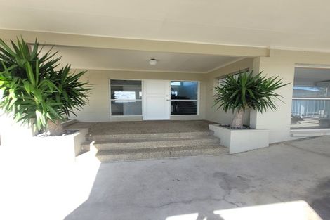 Photo of property in 3 Moera Place, Stanmore Bay, Whangaparaoa, 0932