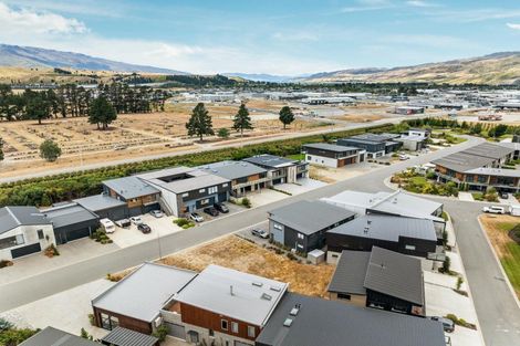 Photo of property in 19 Silverstone Drive, Cromwell, 9384