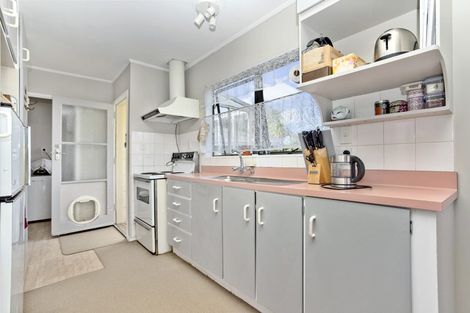 Photo of property in 8 Le Havre Place, Takanini, 2112