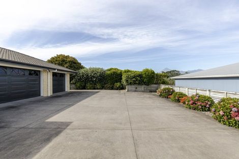 Photo of property in 38 Karamea Street, Whalers Gate, New Plymouth, 4310