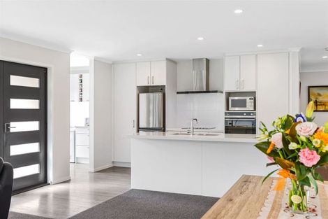 Photo of property in 8d Cannell Farm Drive, Te Puke, 3119