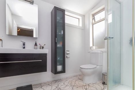 Photo of property in 16 Stapletons Road, Richmond, Christchurch, 8013