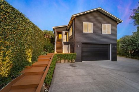 Photo of property in 2/31 Heathcote Road, Castor Bay, Auckland, 0620