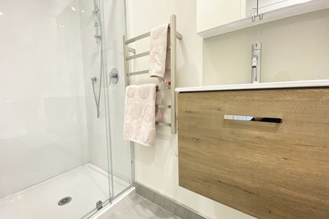 Photo of property in 3/327 Glengarry Road, Glen Eden, Auckland, 0602