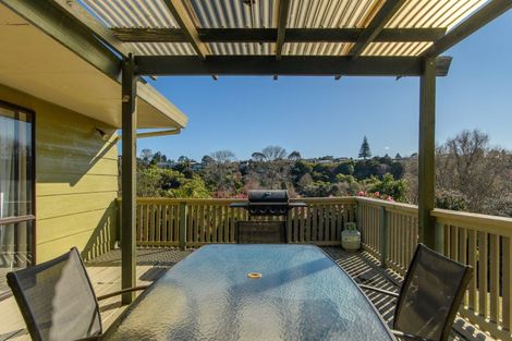 Photo of property in 52 Lagoon Place, Poike, Tauranga, 3112