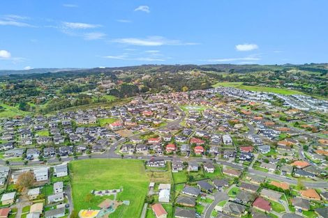Photo of property in 171 Keri Vista Rise, Papakura, 2110