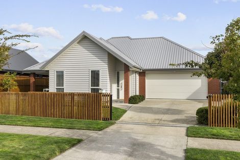 Photo of property in 11 Jarrett Terrace, Leamington, Cambridge, 3432