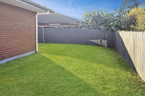 Photo of property in 24 Rock Daisy Crescent, Mangere, Auckland, 2022