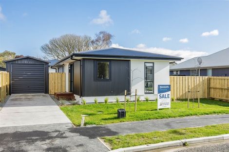 Photo of property in 18a Guernsey Street, Aranui, Christchurch, 8061