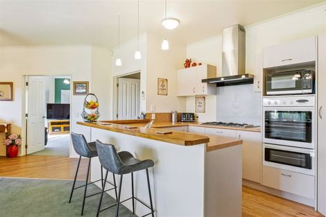 Photo of property in 6 Hillcrest Lane, Levin, 5510